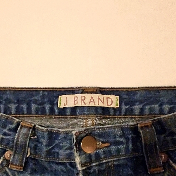 J Brand Roll Cuff Low Rise Cutoff Denim Jean Shorts Sz 26 - Picture 2 of 6